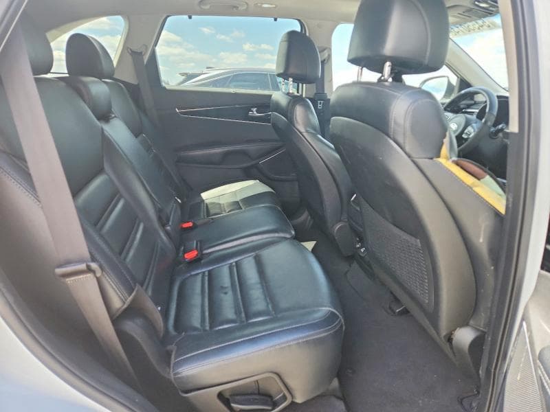 2017 KIA SORENTO SX V6 11