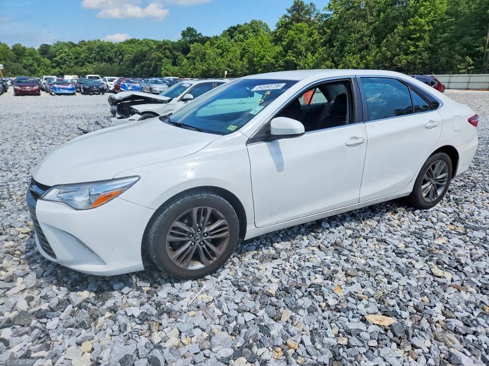 2017 TOYOTA CAMRY SE - 1