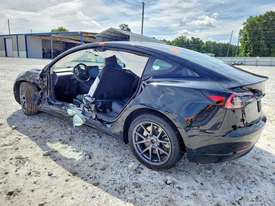 2022 TESLA MODEL 3 2
