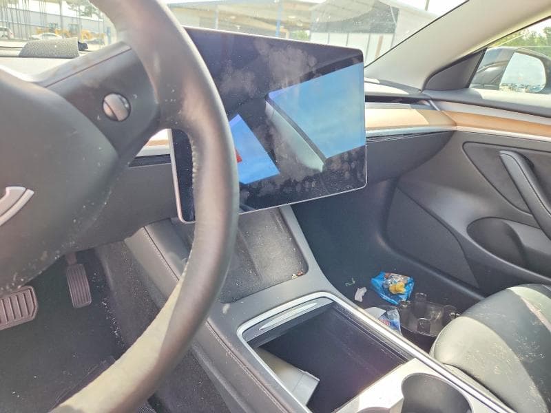 2022 TESLA MODEL 3 9