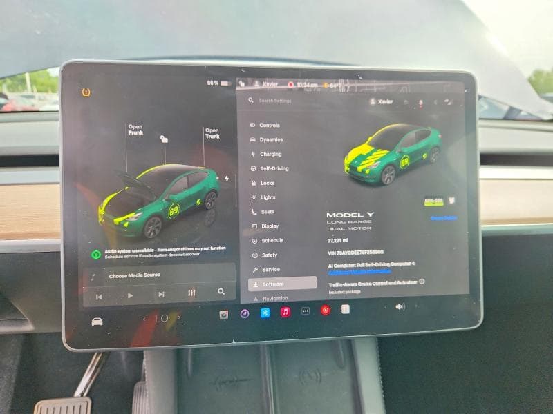 2025 TESLA MODEL Y 10