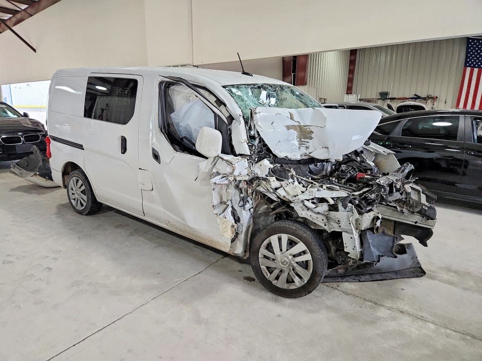2021 NISSAN NV200 SV 4