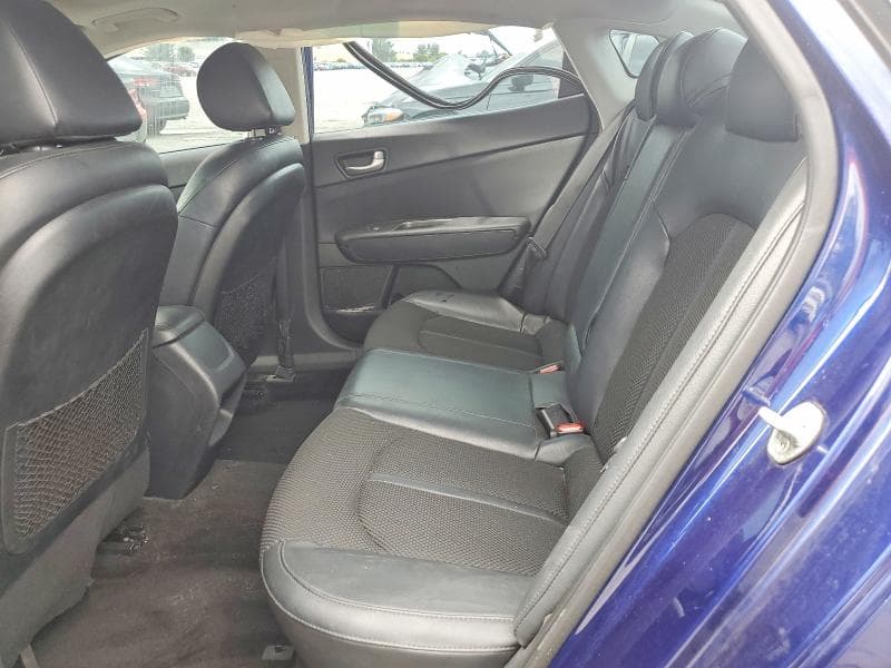 2019 KIA OPTIMA S 10