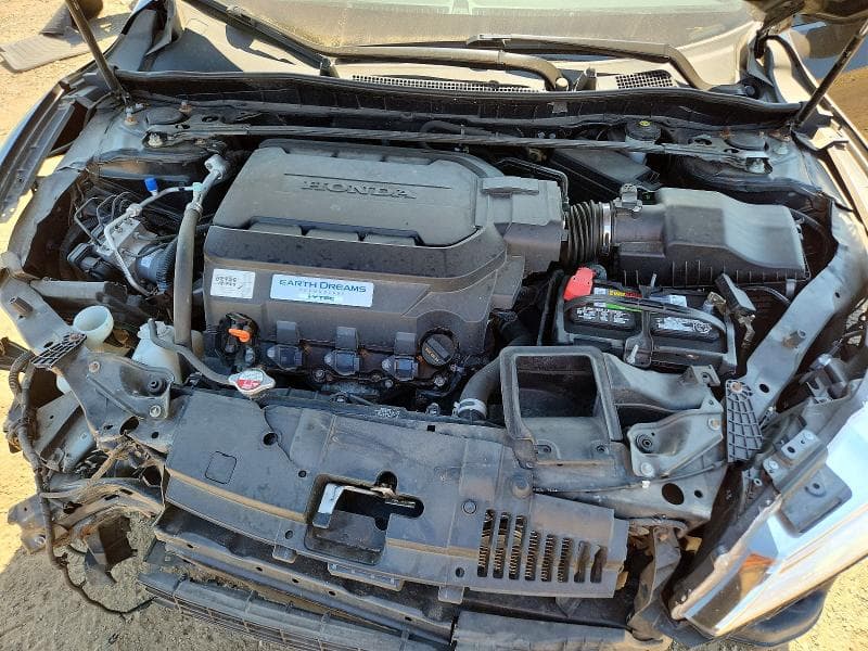 2017 HONDA ACCORD TOURING 11