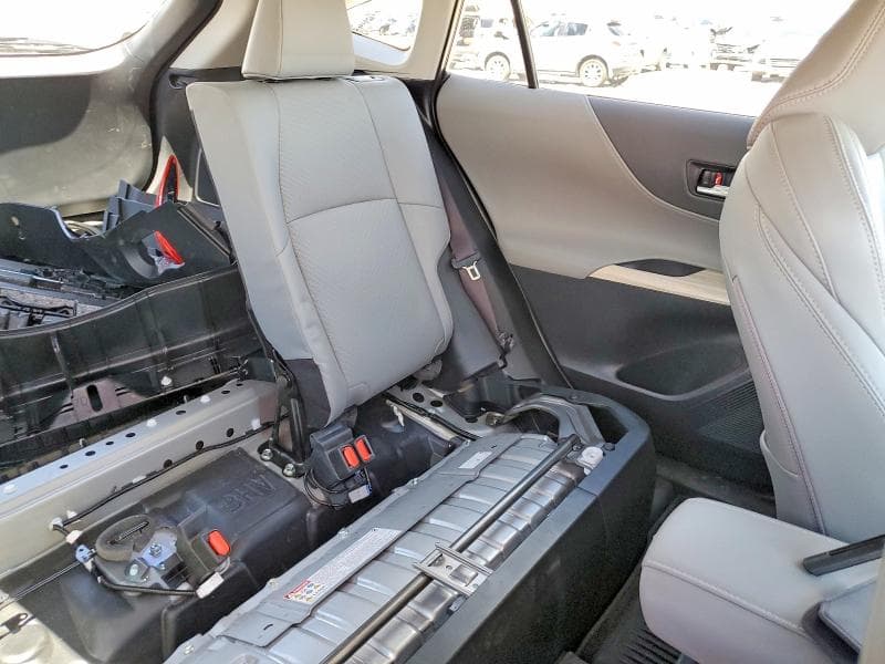 2024 TOYOTA VENZA LIMITED LIMITED 10