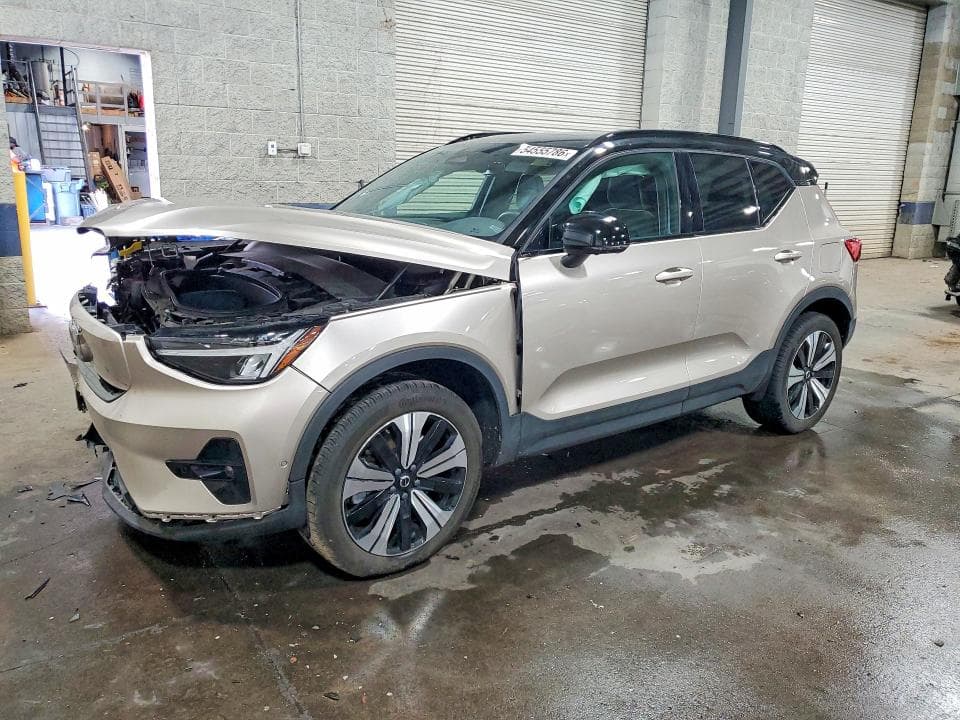2023 VOLVO XC40 RECHARGE PLUS RECHARGE PLUS - 1