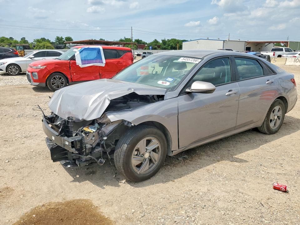 2025 HYUNDAI ELANTRA SE - 1