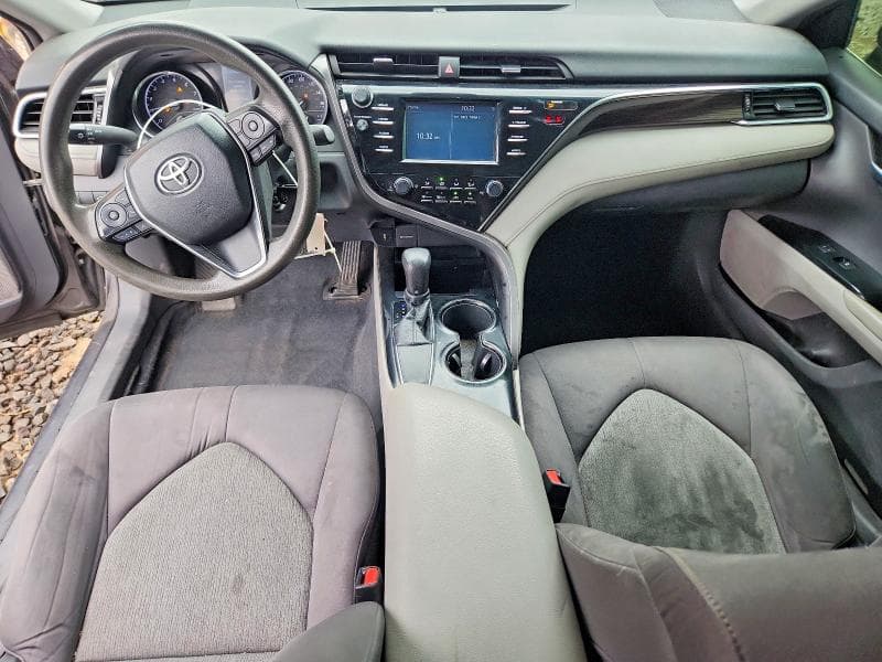 2018 TOYOTA CAMRY LE 8