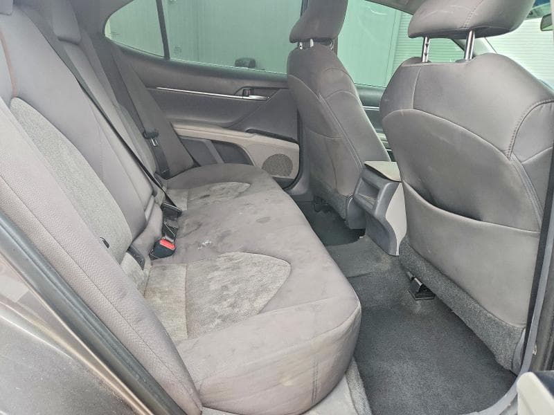 2018 TOYOTA CAMRY LE 10