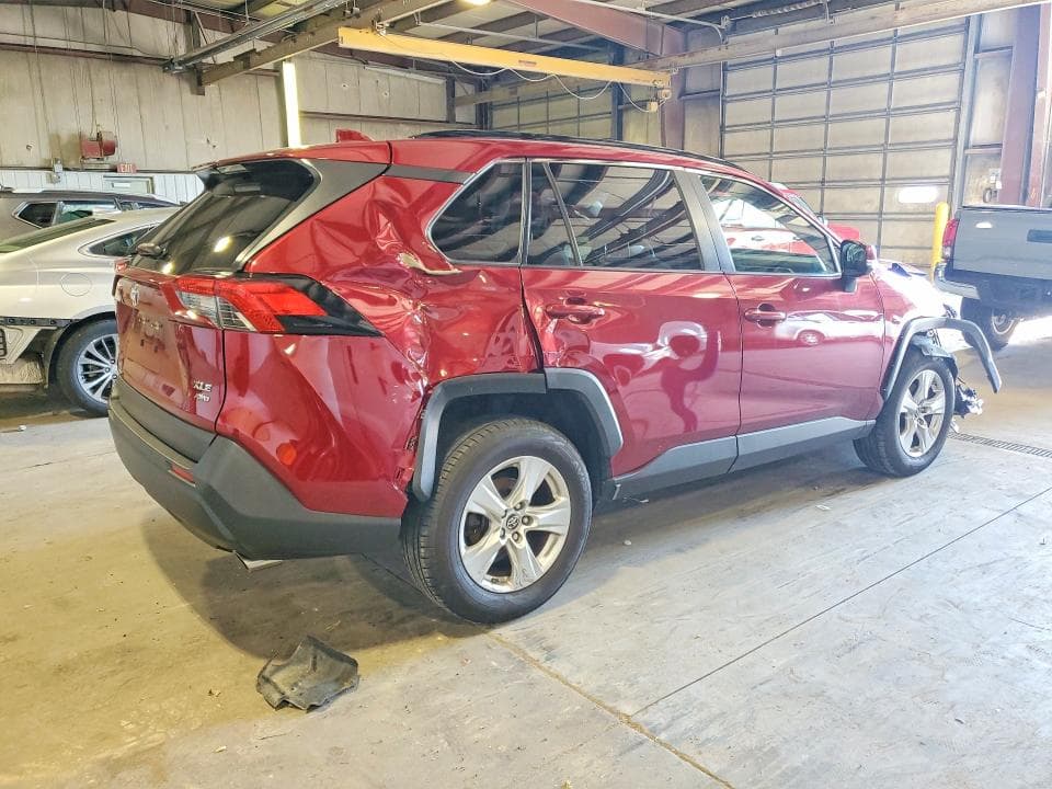 2019 TOYOTA RAV4 XLE XLE 3