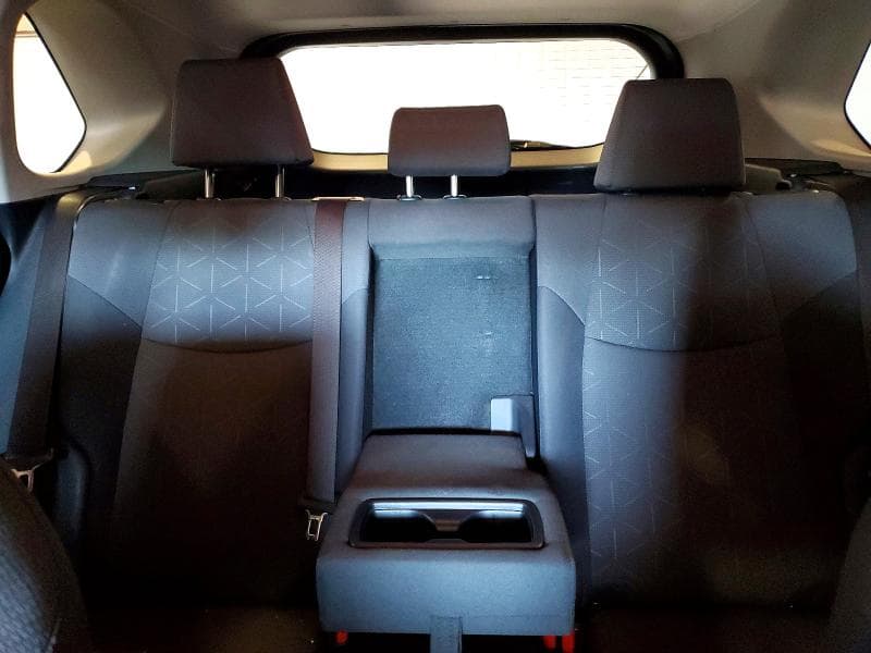 2019 TOYOTA RAV4 XLE XLE 10