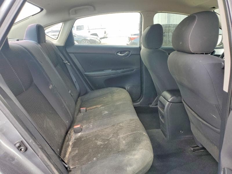 2018 NISSAN SENTRA S S 10