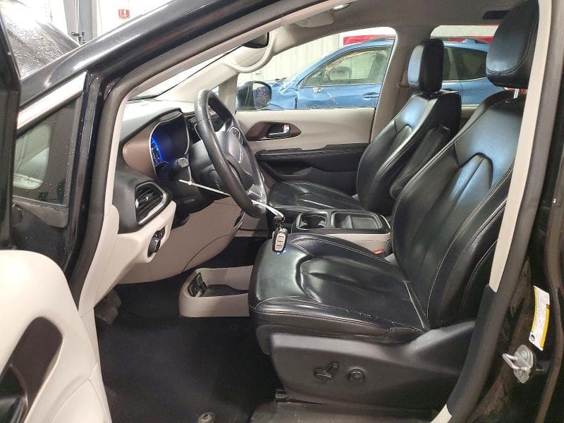 2020 CHRYSLER VOYAGER LXI 7