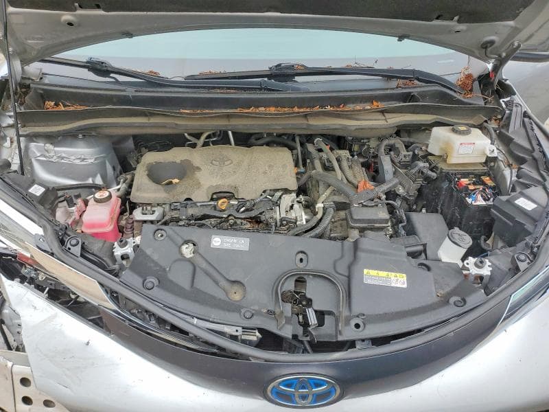 2021 TOYOTA SIENNA LE 12