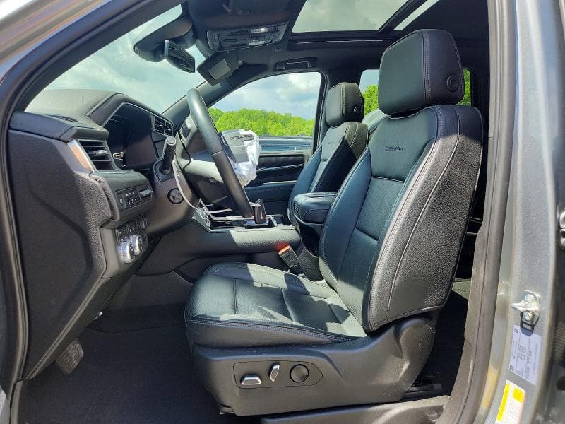 2023 GMC YUKON DENALI 7