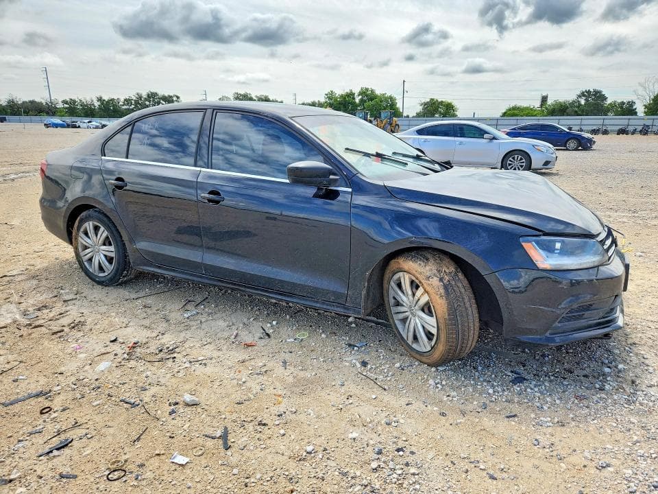 2017 VOLKSWAGEN JETTA S 4