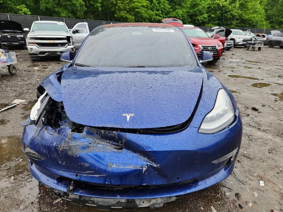 2018 TESLA MODEL 3 5