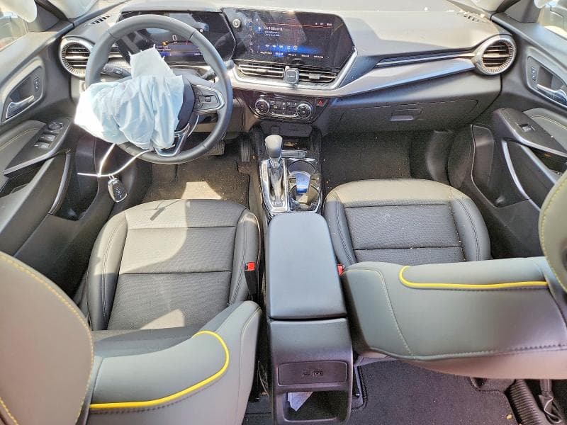 2026 CHEVROLET TRAX ACTIV 8