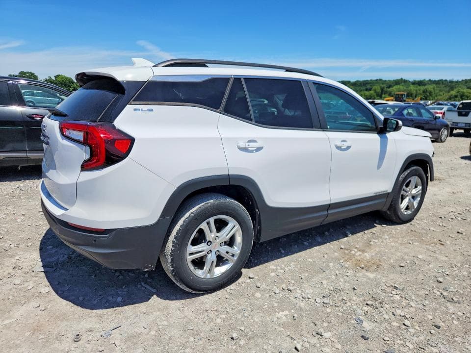 2022 GMC TERRAIN SLE 3