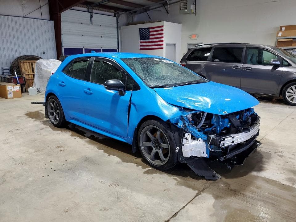 2020 TOYOTA COROLLA XSE 4