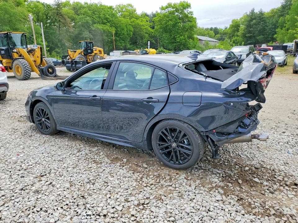 2026 TOYOTA CAMRY SE 2
