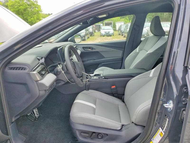 2026 TOYOTA CAMRY SE 7