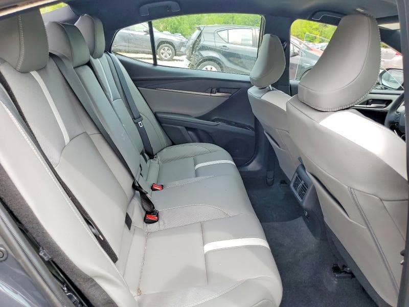 2026 TOYOTA CAMRY SE 10