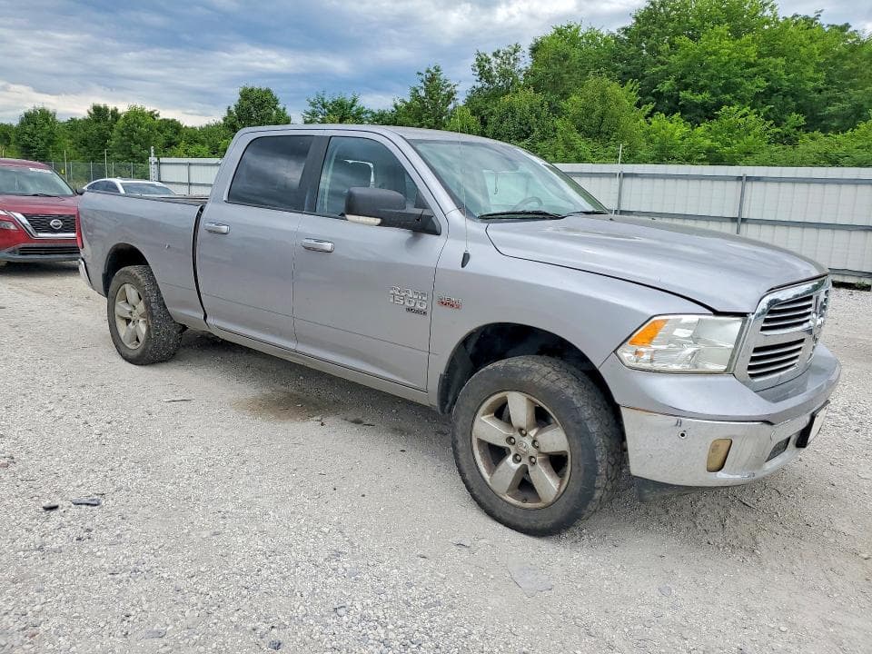2019 RAM 1500 CLASSIC SLT SLT 4