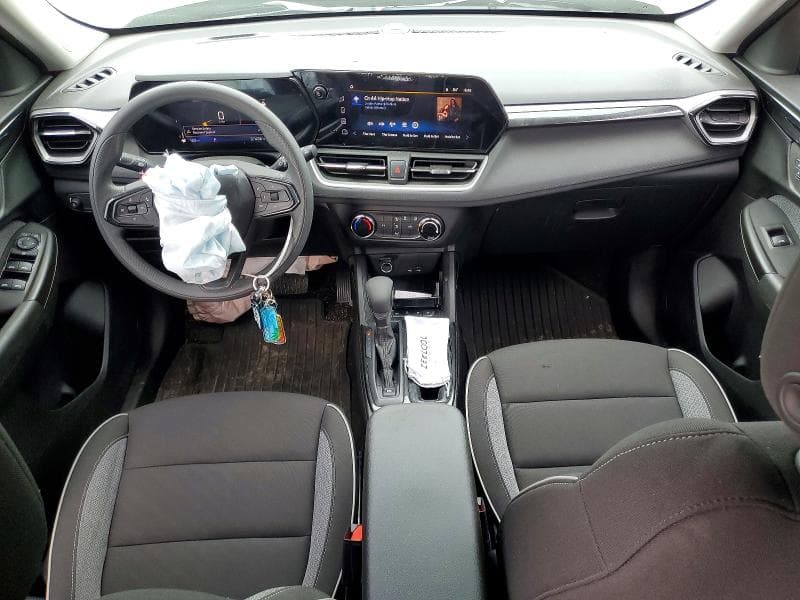 2025 CHEVROLET TRAILBLAZER LS 8
