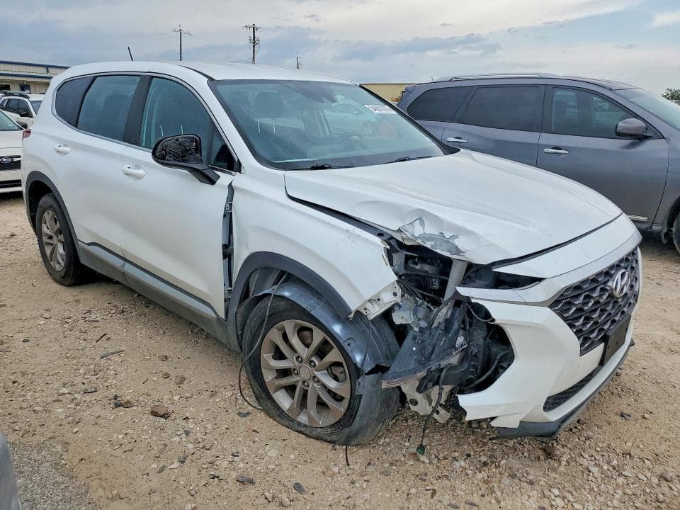 2020 HYUNDAI SANTA FE SE 4
