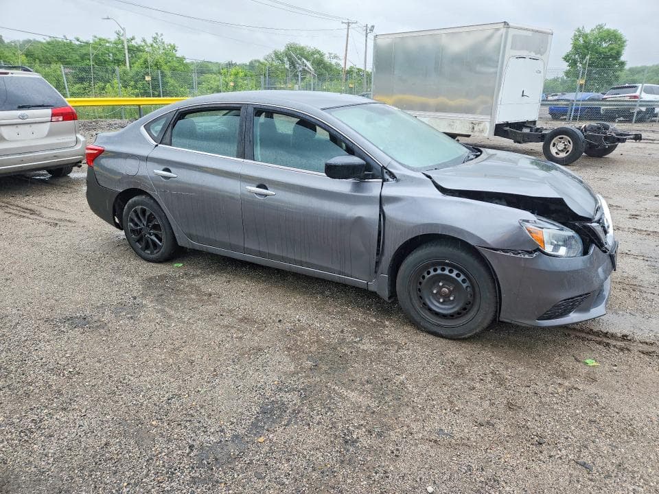 2018 NISSAN SENTRA S 4