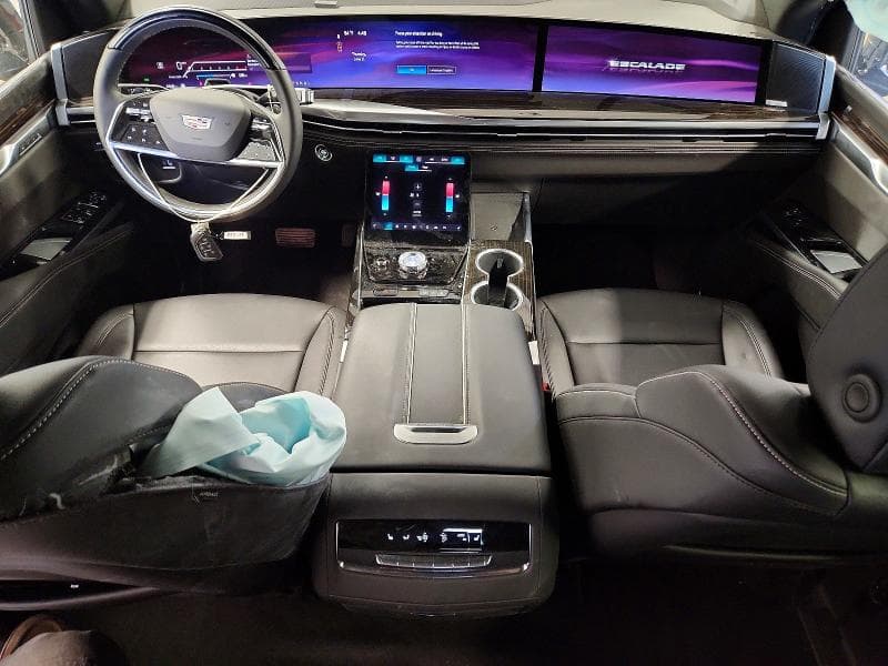 2026 CADILLAC ESCALADE 8