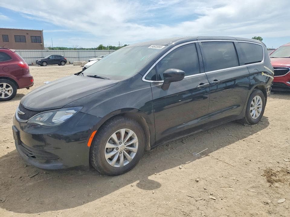2017 CHRYSLER PACIFICA TOURING 1