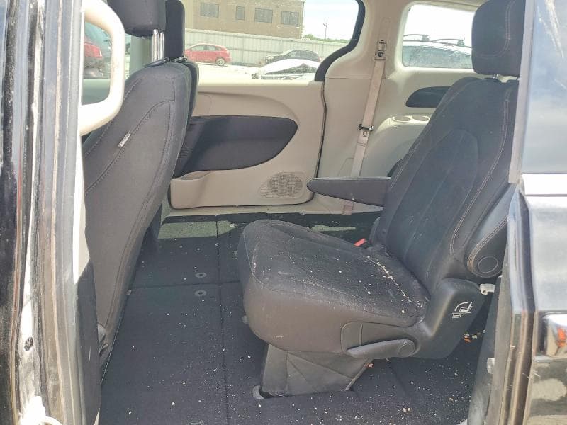 2017 CHRYSLER PACIFICA TOURING 11