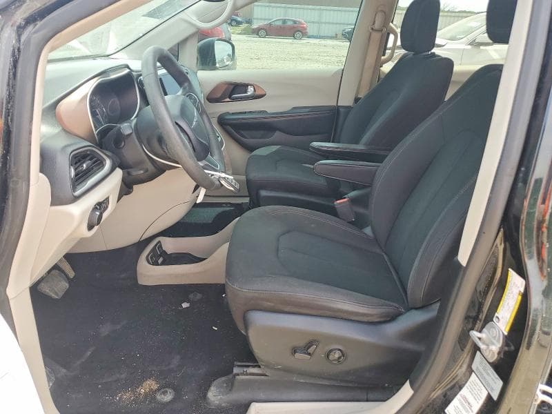 2017 CHRYSLER PACIFICA TOURING 7