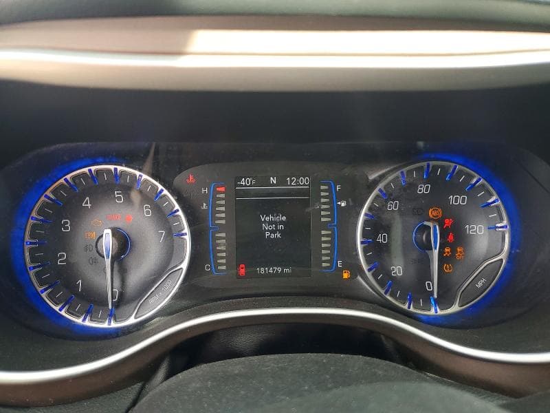 2017 CHRYSLER PACIFICA TOURING 9