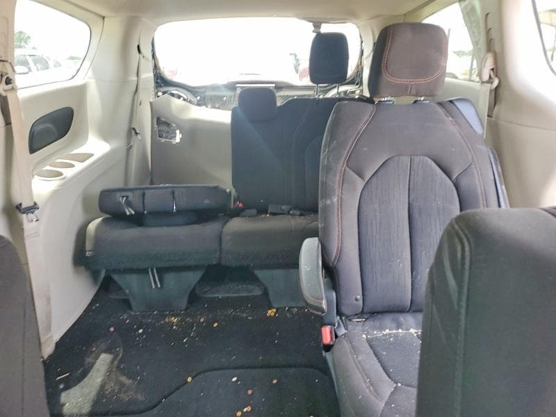 2017 CHRYSLER PACIFICA TOURING 10