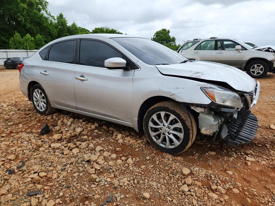 2018 NISSAN SENTRA SV 4