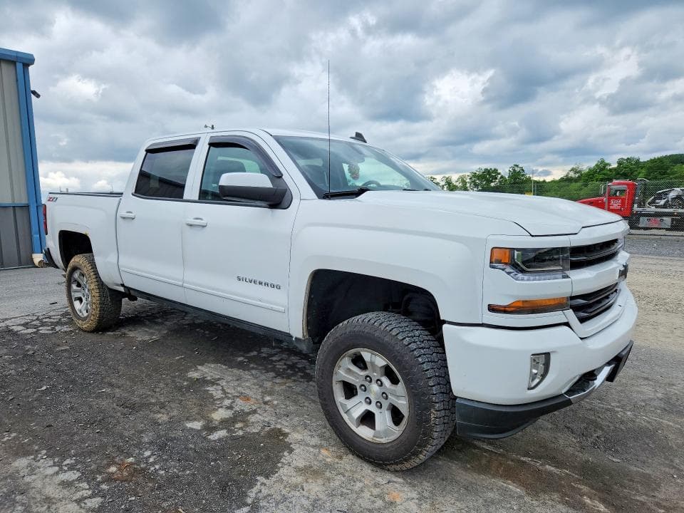 2017 CHEVROLET SILVERADO K1500 LT 4