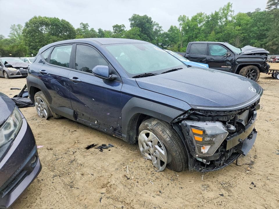 2026 HYUNDAI KONA SE 4