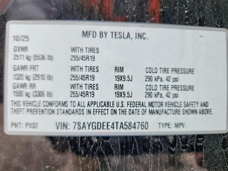 2026 TESLA MODEL Y 12