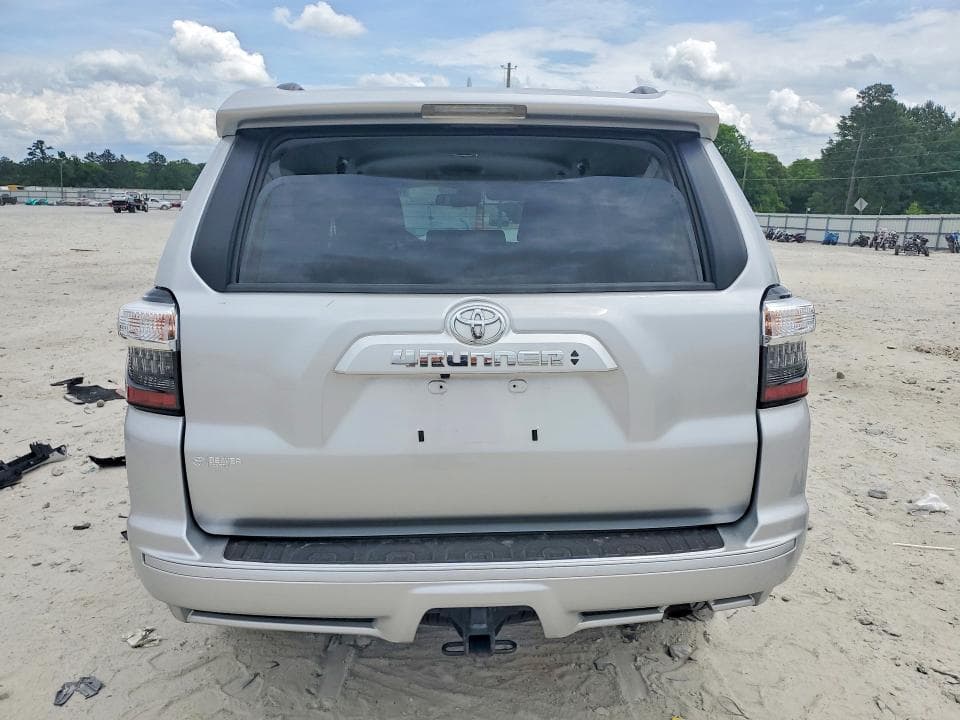 2023 TOYOTA 4RUNNER TRD SPORT 6