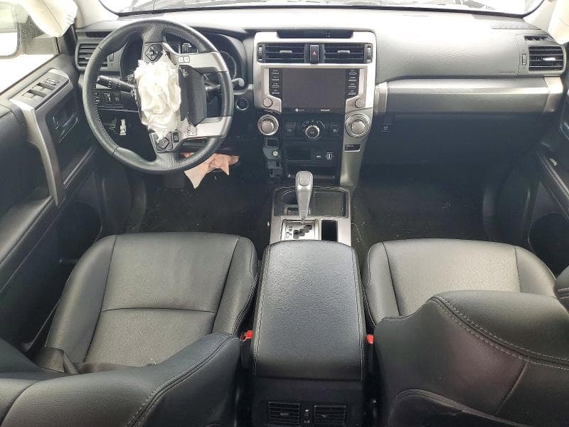 2023 TOYOTA 4RUNNER TRD SPORT 8
