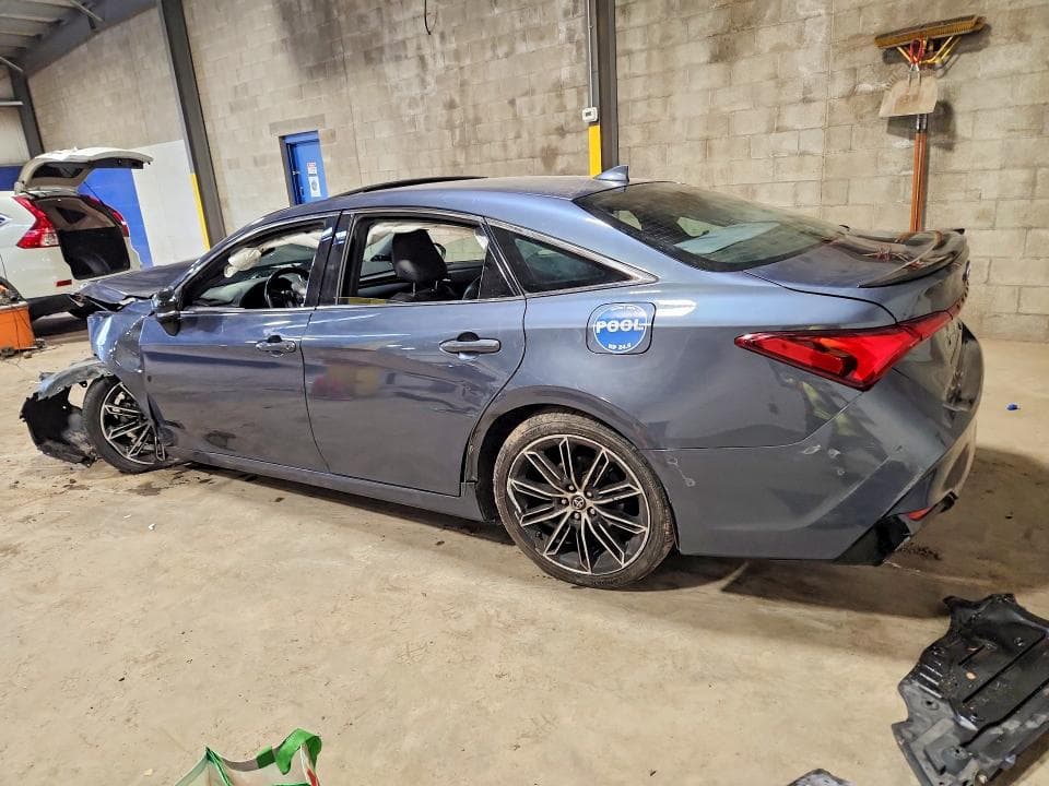 2019 TOYOTA AVALON XSE XSE 2