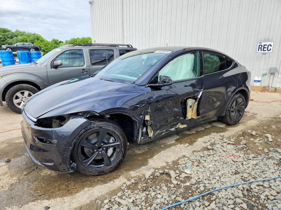 2026 TESLA MODEL Y - 1