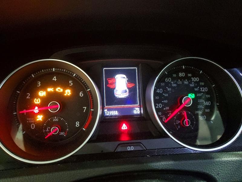 2017 VOLKSWAGEN GTI S S 9