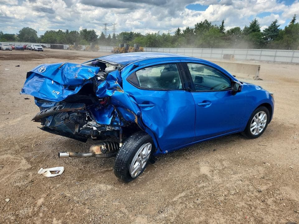 2017 TOYOTA YARIS IA BASE 3
