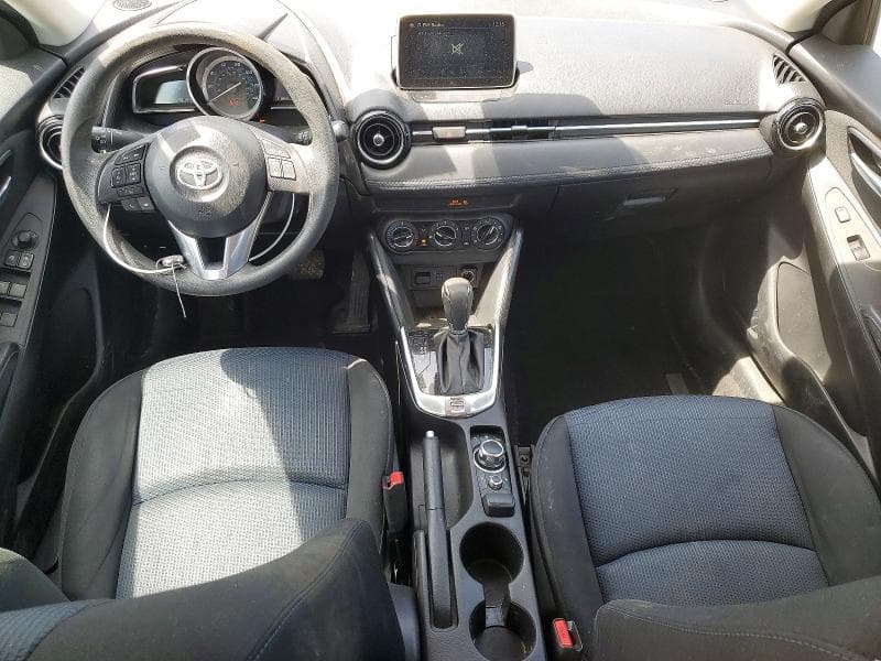 2017 TOYOTA YARIS IA BASE 8