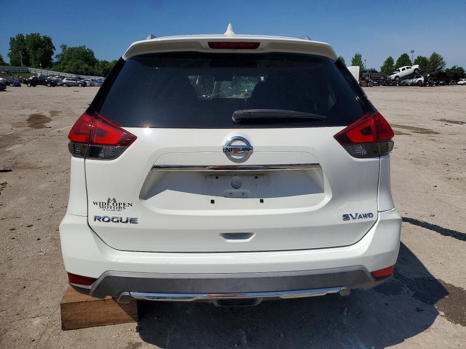 2017 NISSAN ROGUE SV 6