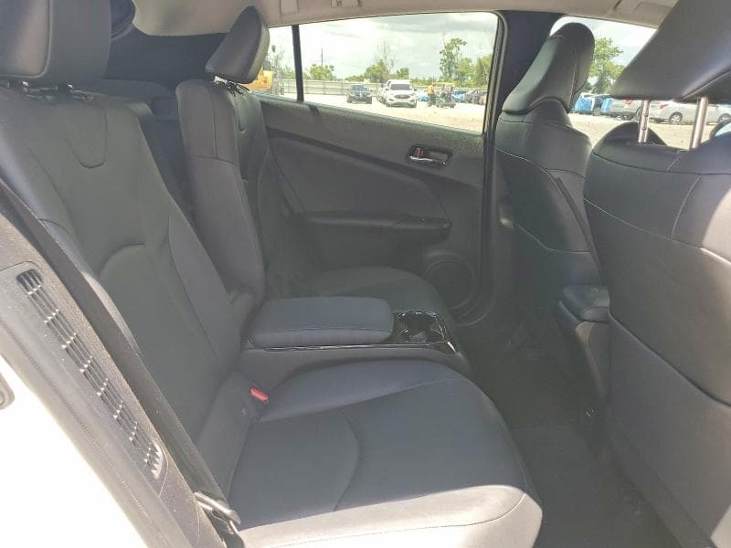 2017 TOYOTA PRIUS PRIME ADVANCED 10